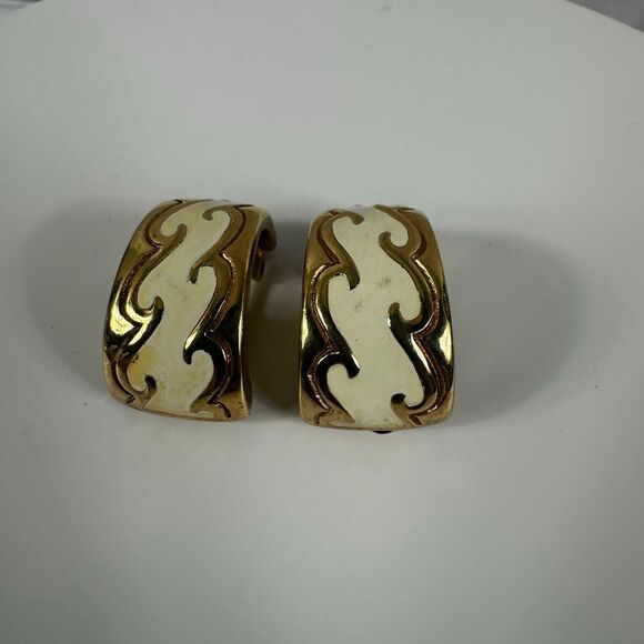 Christian Dior Vintage Hoop Clip On Earrings White Enamel Gold Tone Signed - Picture 1 of 16